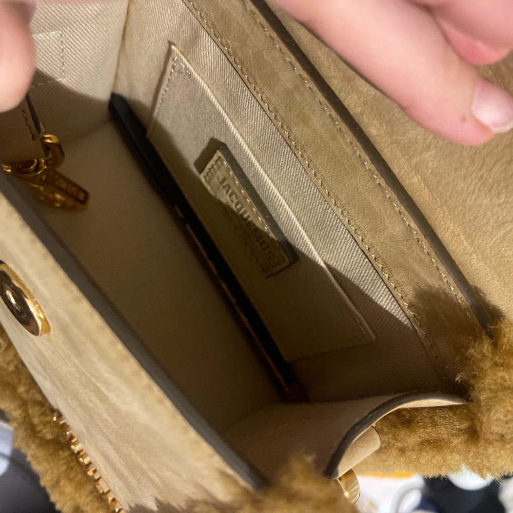 Purse - Picture 3 of 4